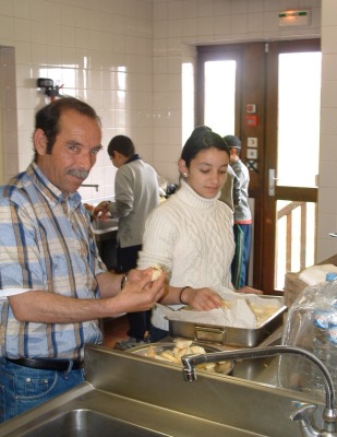 Les papas, les enfants  la cuisine